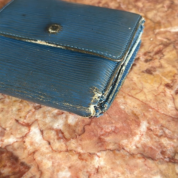 Louis Vuitton blue epi rehab wallet - Picture 6 of 15